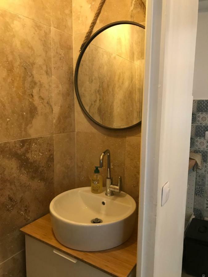 Studio Au Coeur De Lyon Apartment ภายนอก รูปภาพ